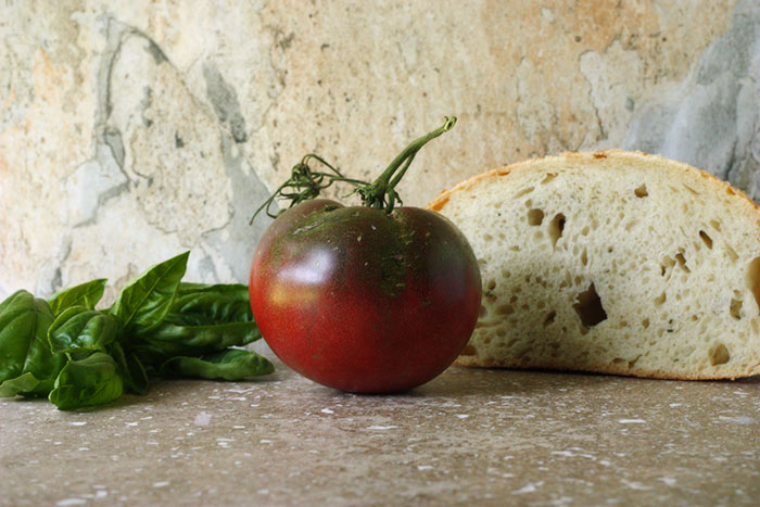 tomato-burrata-tartine-2-070913